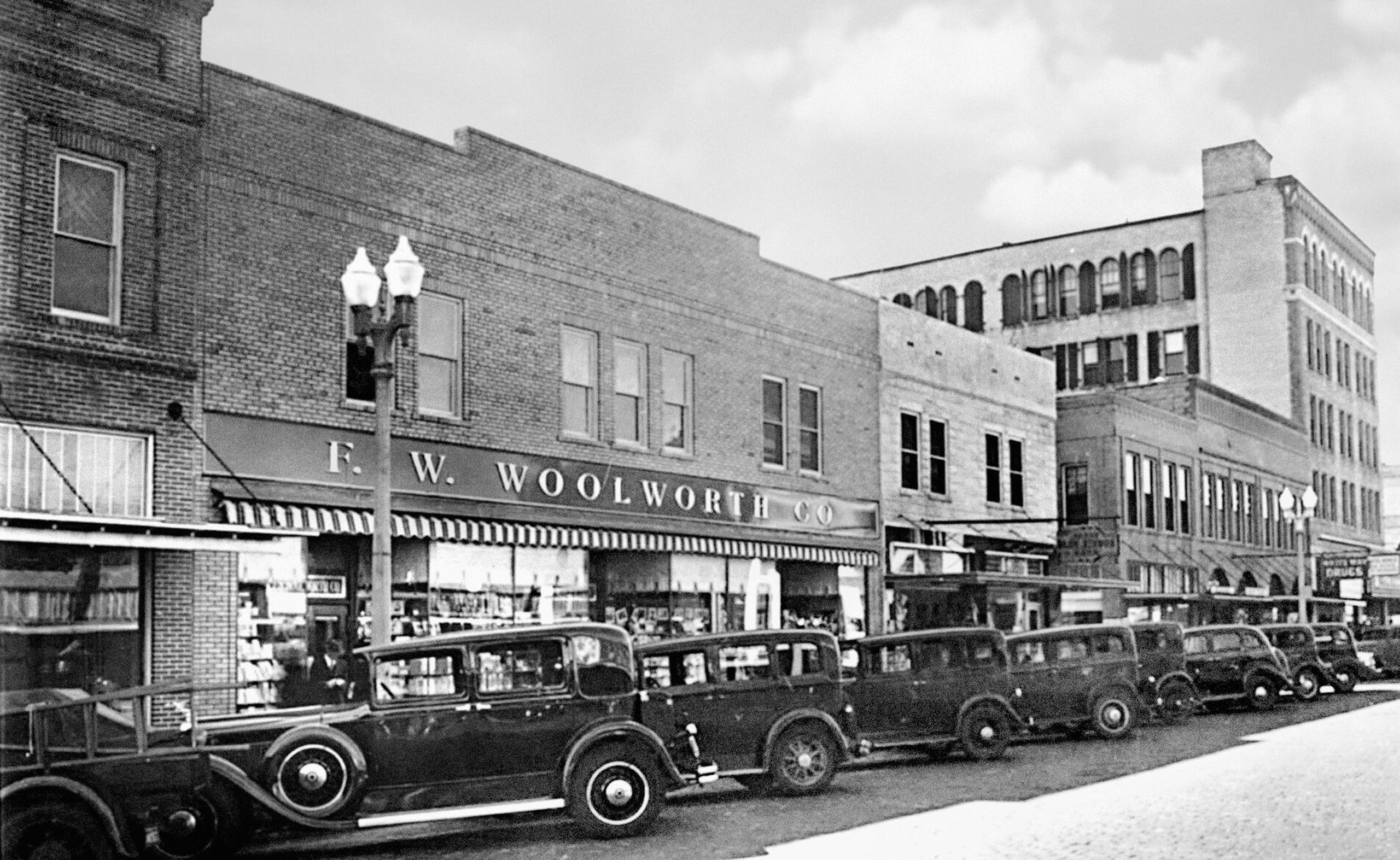 hybridge Historic Cleveland Street hybridge